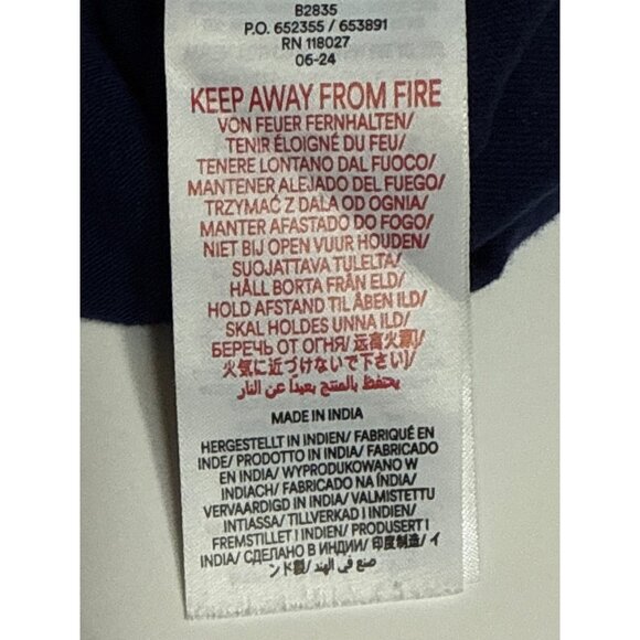 Mini Boden Kids' Shirt Superstitch Santa Embroidered Holiday Blue T-Shirt 4/5 - Picture 6 of 7